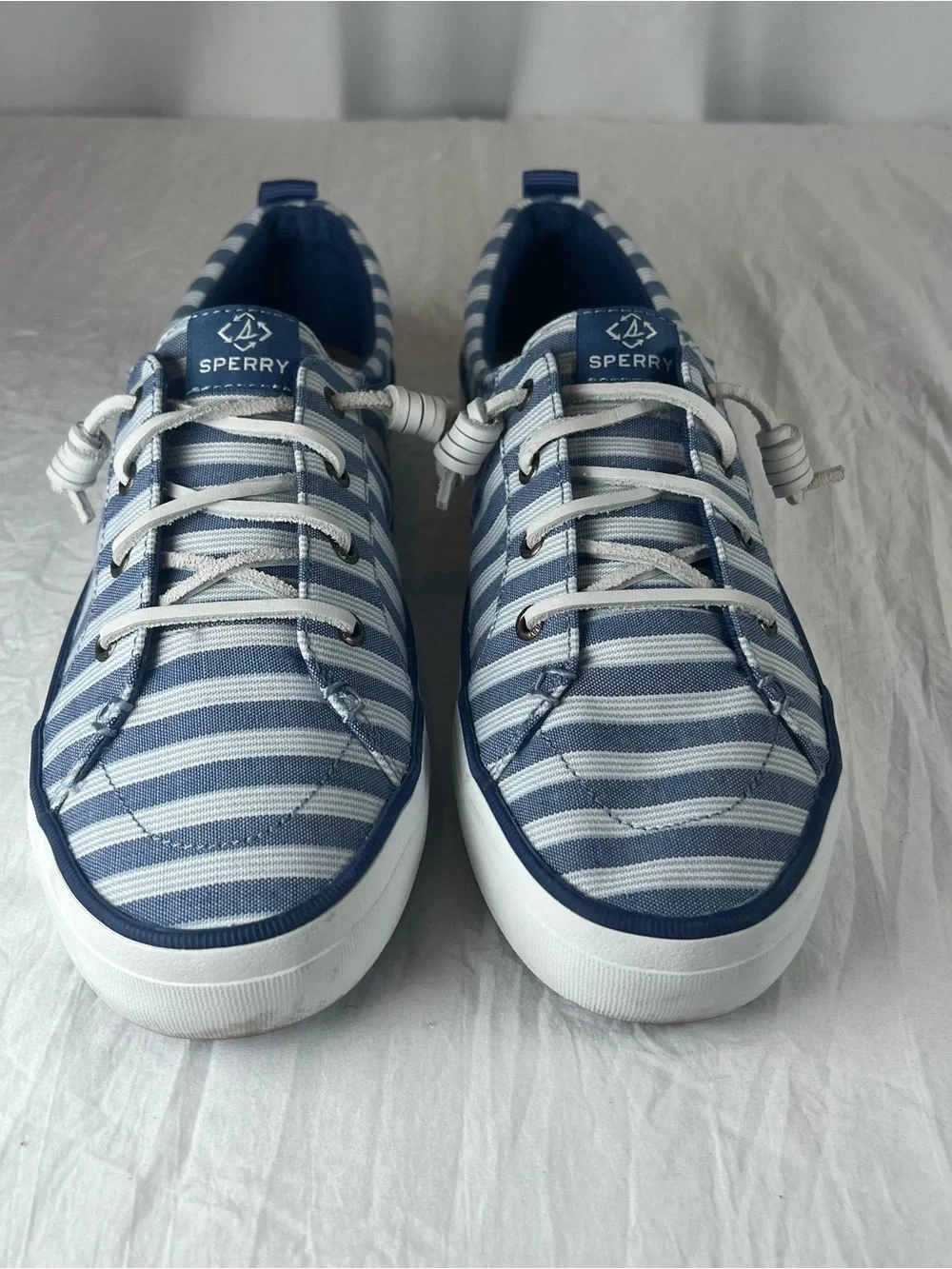 Sperry Top-Sider Women’s sz10 Blue&White Striped LowTop Canvas Sneakers STS88682